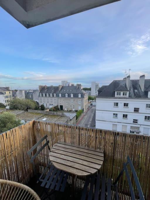 Charmant Appartement T3 Avec Balcon, Centre-Ville Lorient Exterior photo